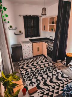 Private Studio, AC, kitchen, TV, Wi-Fi - ‘Ezbet `Abd el-Ḥamîd - 2