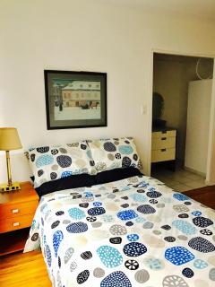 Stylish Montreal Apartment: Comfortable Stay in the Golden Square Mile - Montreal - 4
