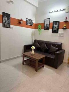 Amber - Cozy Studio near AIG Hospital - Kondapur - 1