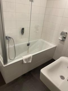 Léon Hotel und Apartments - Francfort-sur-le-Main - 5