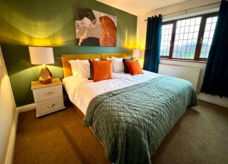 3br House Ossett-Wakefield, Free Parking 3 cars Wi Fi Long stays - Wakefield - 0