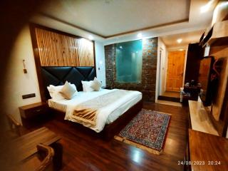 Hotel Lidder Palace - Pahalgām - 7