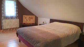 Adossée à la colline - 5