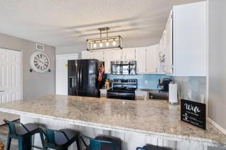 Beachy Lakefront Condo in the heart of Osage Beach - Osage Beach - 2