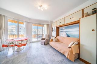 Charming 1 bedroom on the top floor - 0