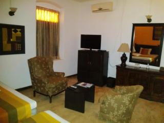 Margosa Green, Hotel & Restaurant - 7