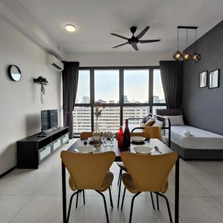 New Urban Suite Majestics 3BR Homestay at Georgetown BY URBAN STAYCATION HENG - Jelutong - 9
