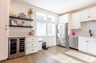 Disco Dollhouse - East Nashville + 2 8 mi Downtown - Nashville - 4