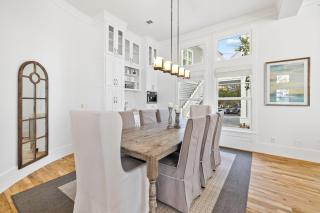Private Pool, Lake Views, Great Outdoor Space - Lake District Home in Watercolor, FL home - Santa Rosa Beach - 2