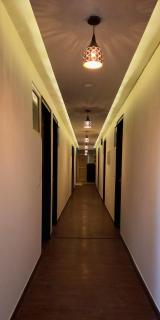Anand Mukesh Residency - New Delhi - 8
