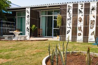 Thai Neighbourhood Duplex Stay: 3 Bedroom Home - Ban Bang Nok - 0