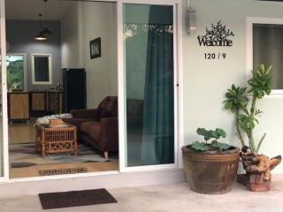 Thai Neighbourhood Duplex Stay: 3 Bedroom Home - Ban Bang Nok - 9