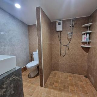 Thai Neighbourhood Duplex Stay: 3 Bedroom Home - Ban Bang Nok - 4