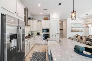 30A Top Rated! Heated Resort Pool+Golf Cart+Bikes+Bunks+Beach Gear - Watersound Beach - 1