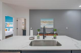 Minutes from Kierland King Bed Lux Pool with View S433 - Scottsdale - 3
