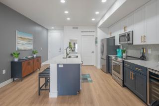 Minutes from Kierland King Bed Lux Pool with View S433 - Scottsdale - 2