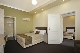 Prince of Wales Hotel - 7