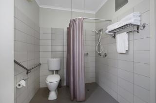 Prince of Wales Hotel - 4
