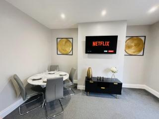Serenity By The Sea, Stylish Two Bedroom Apartment Near The Beach, South Shields - South Shields - 7