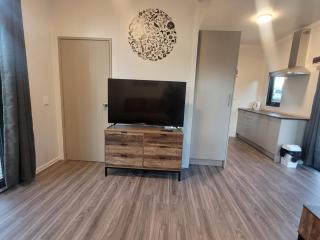 Hilltop Rural Retreat - 6