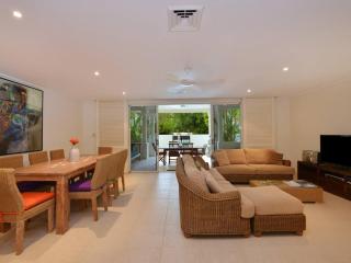 Plantation Villa No.8 - Spacious Villa by the Beach - Port Douglas - 3