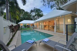 Plantation House - private 4 bedroom beachfront retreat - Port Douglas - 6
