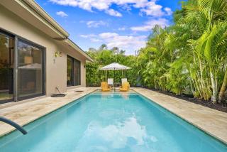 Relax in Luxury - 3 Bed, 2 Bath Oasis with Pool - Fort Lauderdale - 1