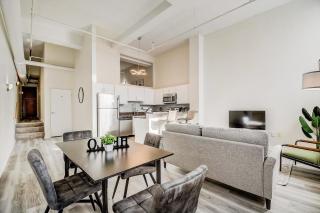 CozySuites - 2BR with Direct Skybridge Access #11 - Indianápolis - 1