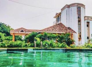 Sunshine Beach House - Navalur - 5