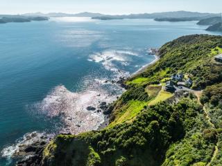Ocean Cliff - Russell - 5
