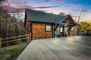 Magnificent- Sevierville Cabin - Sevierville - 6