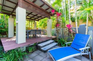 Leilani Melia - stylish 3 bedroom villa on Four Mile Beach - Port Douglas - 3