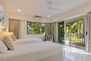 17 Solander Blvd - Beachside home sleeps 14 guests - Port Douglas - 5