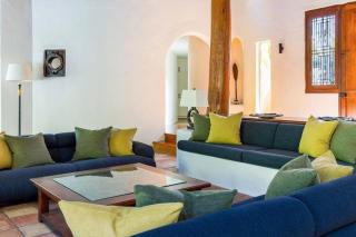 La Casa Mirasol - A Private Castle on the Beach - 1