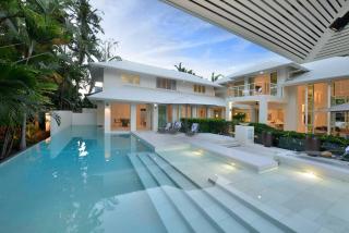 Anjea - Luxury 5 Bedroom Home by the Beach - Port Douglas - 0