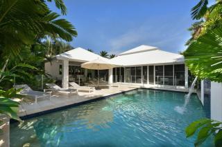 29 Beachfront Mirage - 4 Bedroom Luxury House - Port Douglas - 0