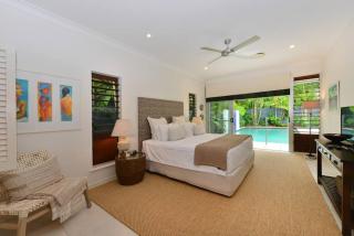 29 Beachfront Mirage - 4 Bedroom Luxury House - Port Douglas - 3
