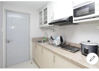 Grass residences furnished condo besides big shopping Mall - Manila - 1
