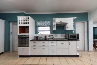 Ocean Views, Sleeps 6 in 3 bedrooms, 3 bathrooms - Città del Capo - 4