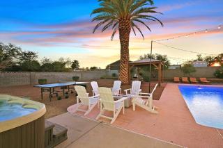 Tropicana Desert Villa 5 Bdr 6 Bds 10ft Deep Pool & Spa - 9