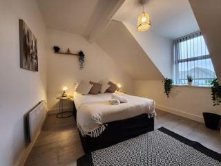 SuperValue Suite 3 - Fast WiFi, Hotel Linen, Keyless Entry, City only 10 Mins - BY PROPERTY PROMISE - Cardiff - 7