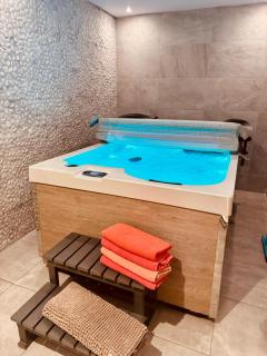 Casa Olivia, Luxurious Village House with Sauna and Jacuzzi - Finestrat - 0
