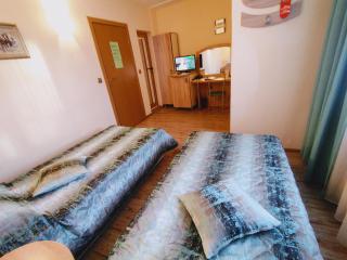 Hotel Color - Warna - 5