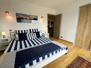 Vue Mer, face Port, proximité Centre et Plage - 7