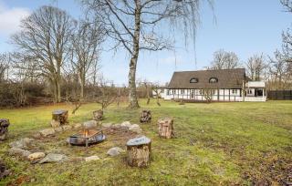 Beautiful Home In Aakirkeby With Wifi - Åkirkeby - 1