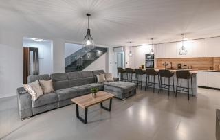 4 Bedroom Cozy Home In Novalja - Donji Lapac - 6