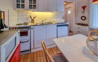 Lovely Home In Hönö With Harbor View - 7