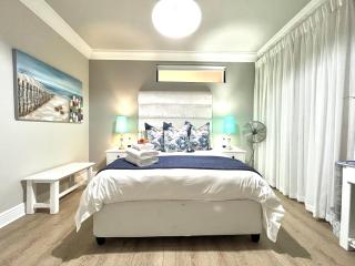 Coastal Hospitality - Beach Club 105 - 8