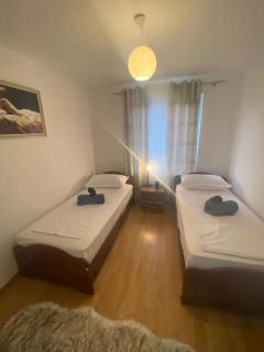 Cozy Apartment - Tirana - 5