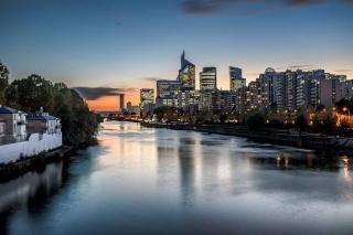 Riverside Retreat with balcony & parking - Courbevoie - 0